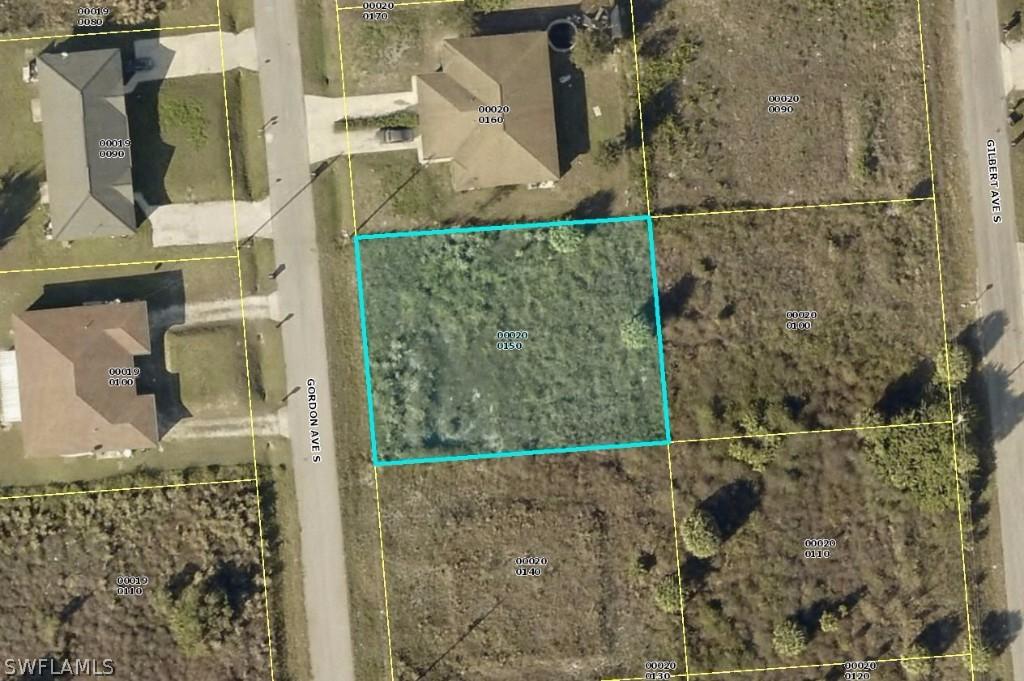 1137 Gordon Ave., Lehigh Acres, FL 33973