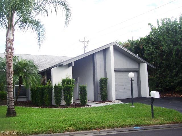 18445 Orangecrest Ct., Lehigh Acres, FL 33936
