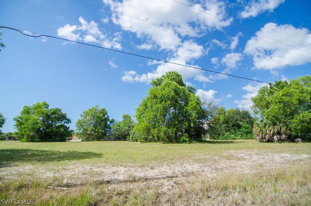 3742 SW 16th Pl., Cape Coral, FL 33914