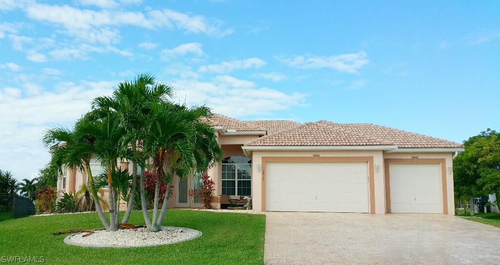 2818 SW 26th Pl., Cape Coral, FL 33914