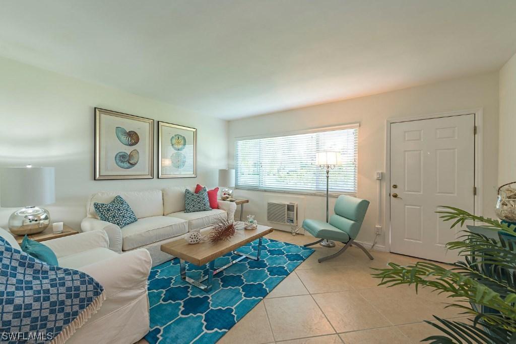 421 12th Ave. #A7, Naples, FL 34102