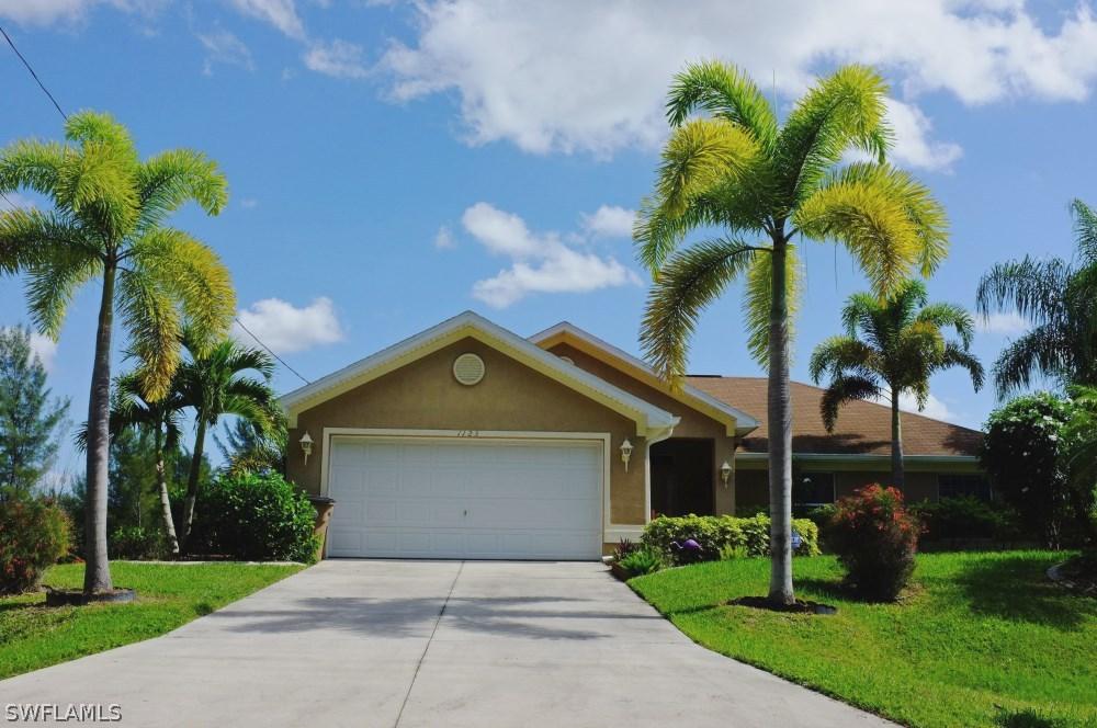 1123 NW 26th Pl., Cape Coral, FL 33993