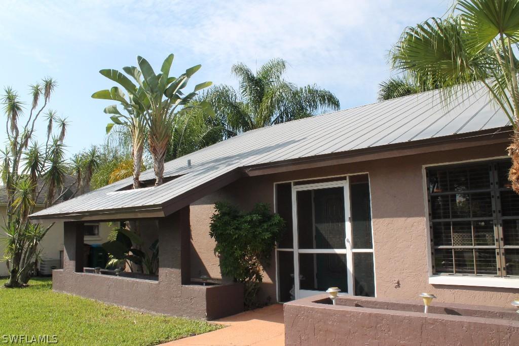 1024 SE 18th Pl., Cape Coral, FL 33990