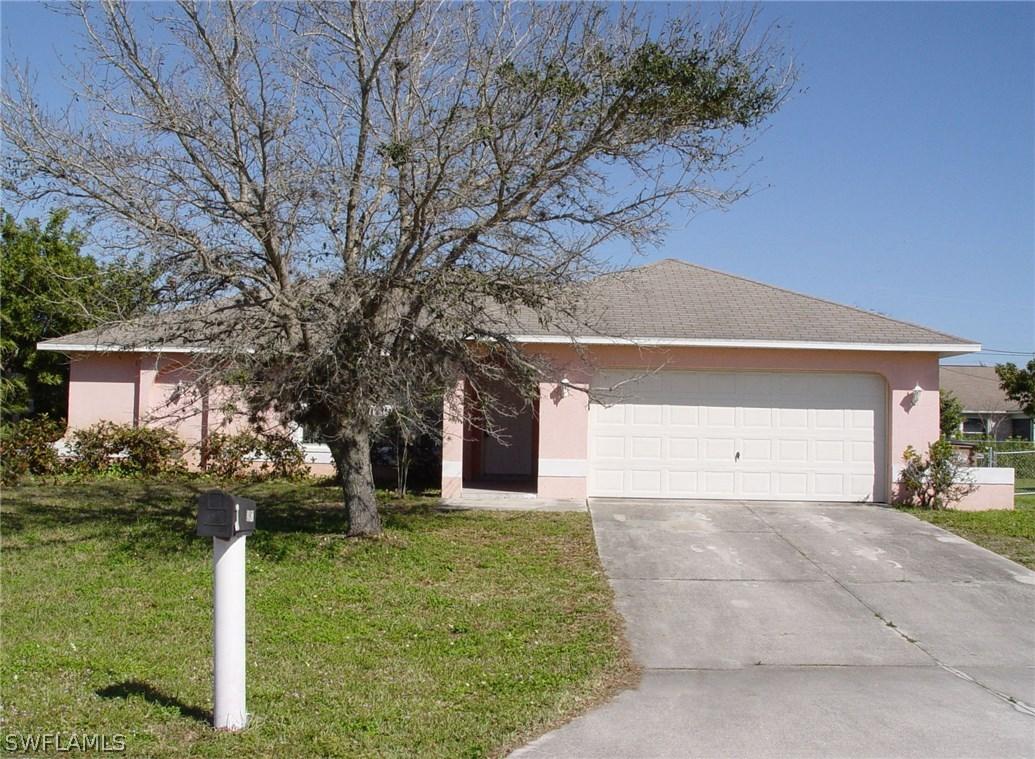 3907 SW 1st Ave., Cape Coral, FL 33914