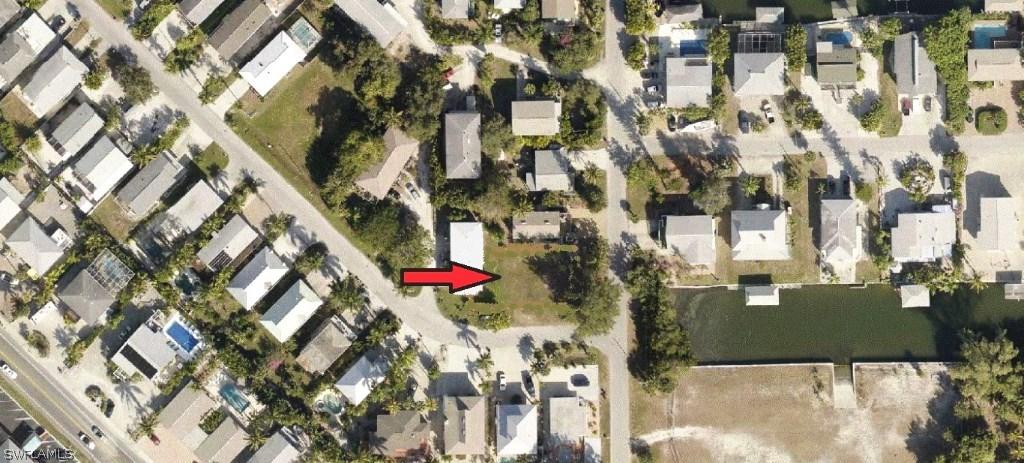 305 Lazy Way, Fort Myers Beach, FL