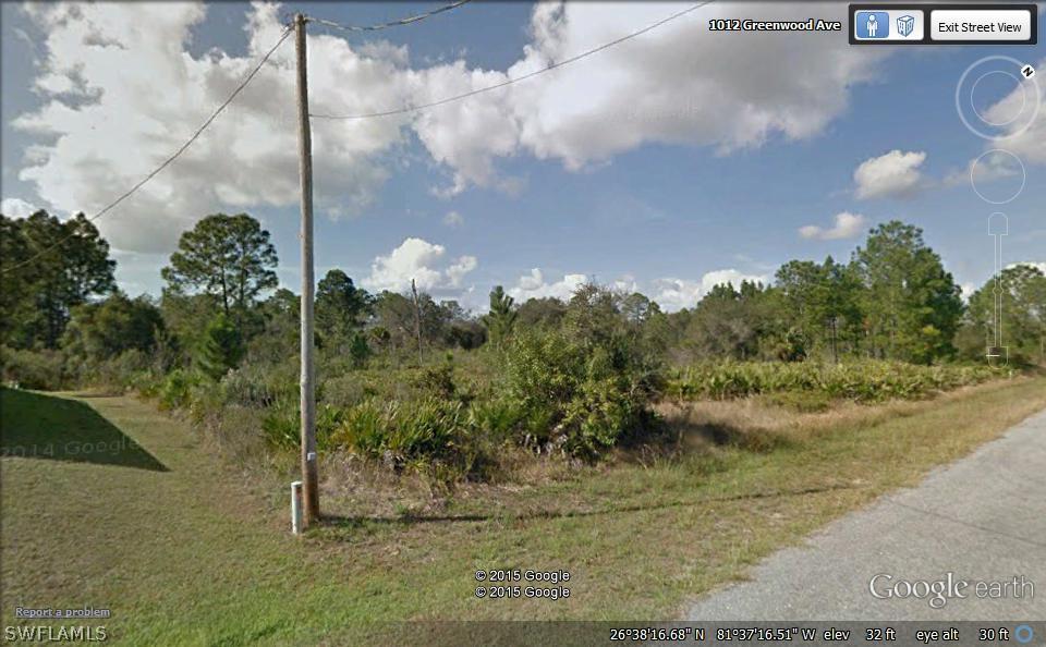 1015 Greenwood Ave., Lehigh Acres, FL 33972