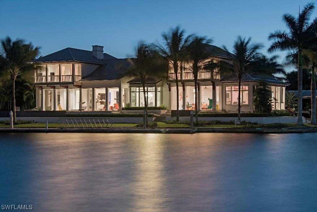 691 15th Ave., Naples, FL 34102