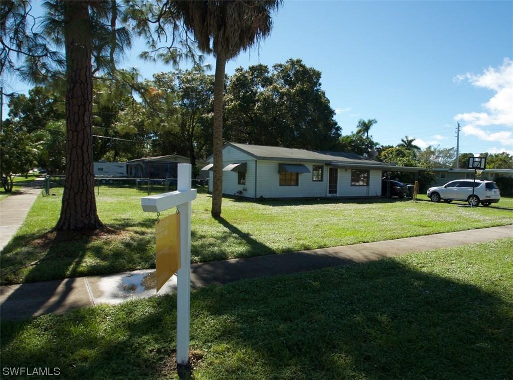 1570 Grove Ave., Fort Myers, FL 33901