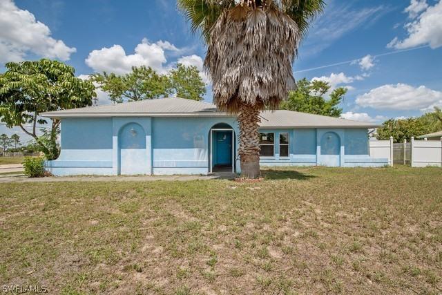 239 NE 9th Pl., Cape Coral, FL 33909