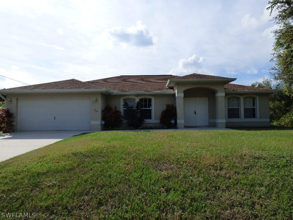 124 Carey Ave., Lehigh Acres, FL 33974