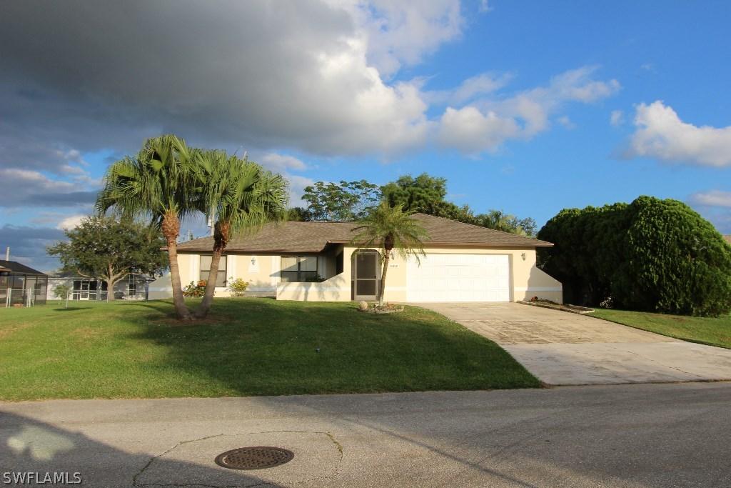 813 SE 4th Pl., Cape Coral, FL 33990
