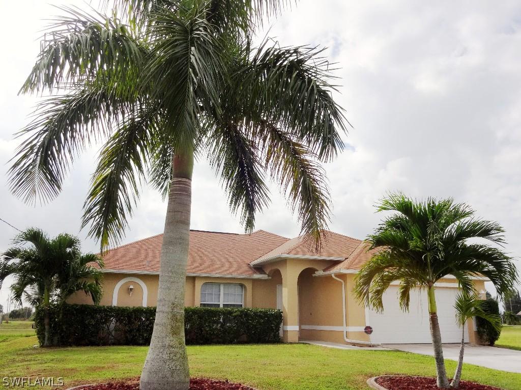 2854 NW 7th Ter., Cape Coral, FL 33993