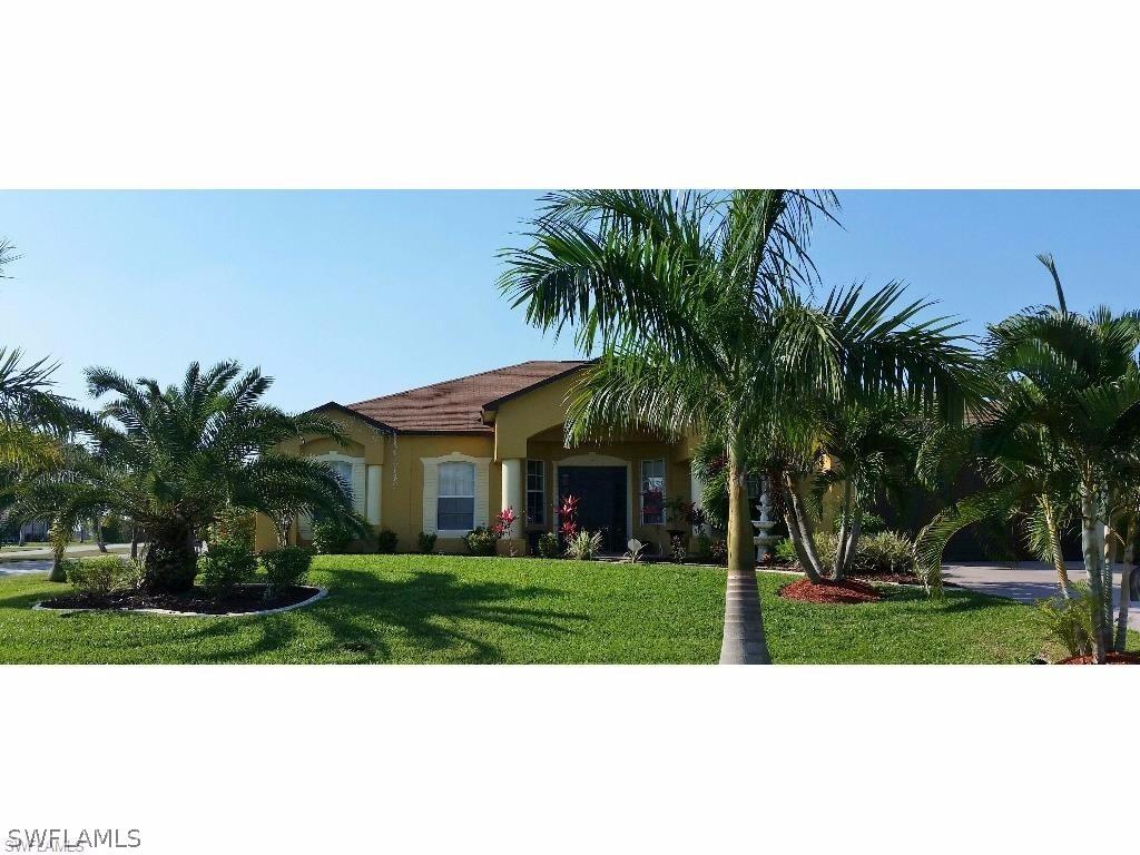 2102 SW 50th Ln., Cape Coral, FL 33914