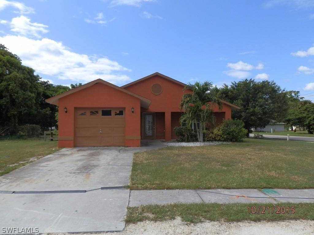 1860 Velasco St., Fort Myers, FL 33916
