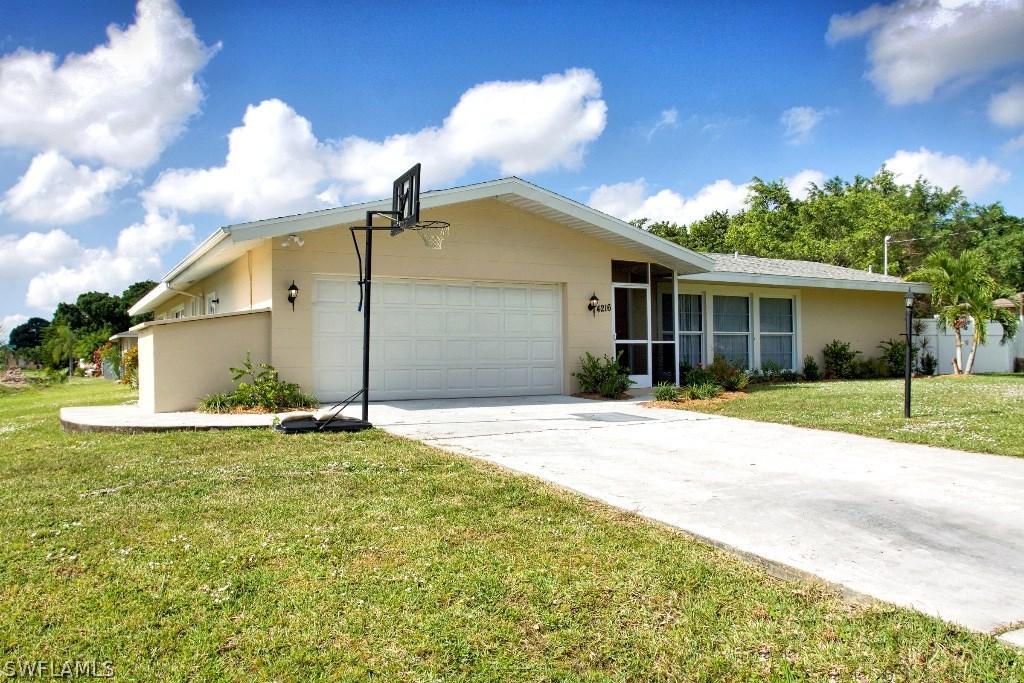4216 SE 7th Pl., Cape Coral, FL 33904