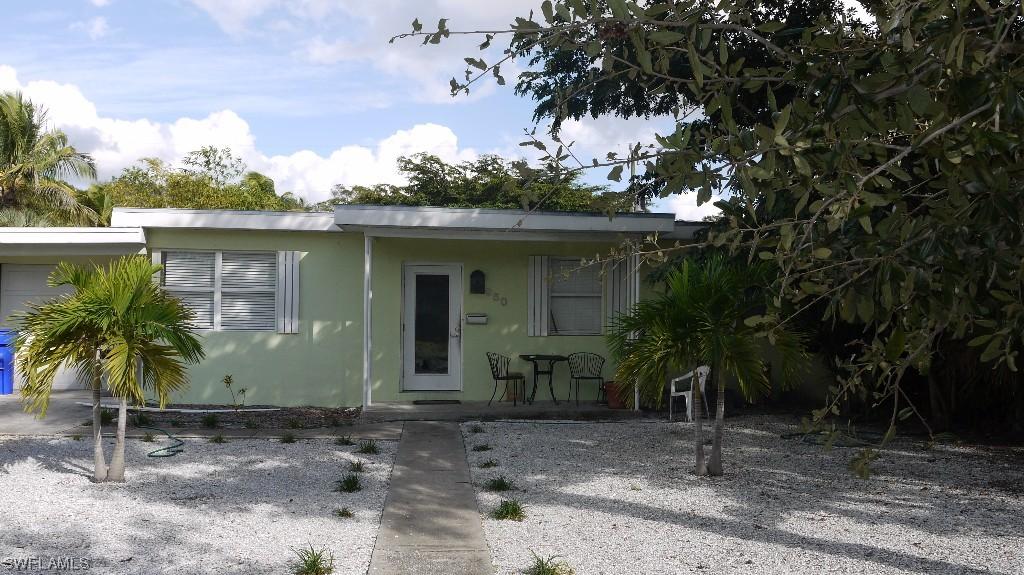 950 10th St., Naples, FL 34102