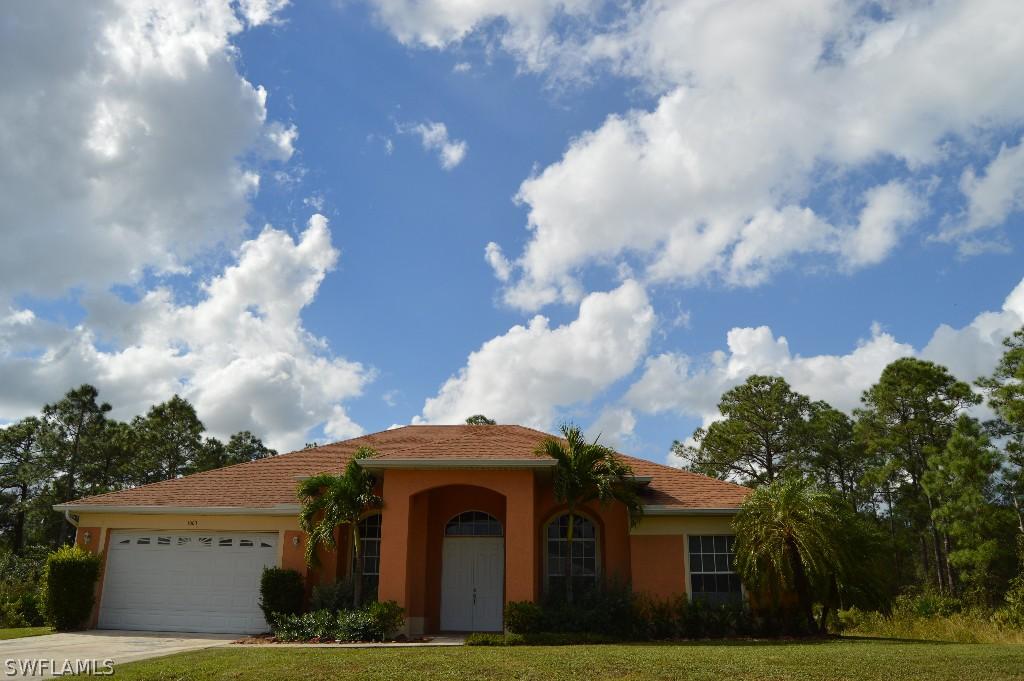 1003 Moore Ave., Lehigh Acres, FL 33972