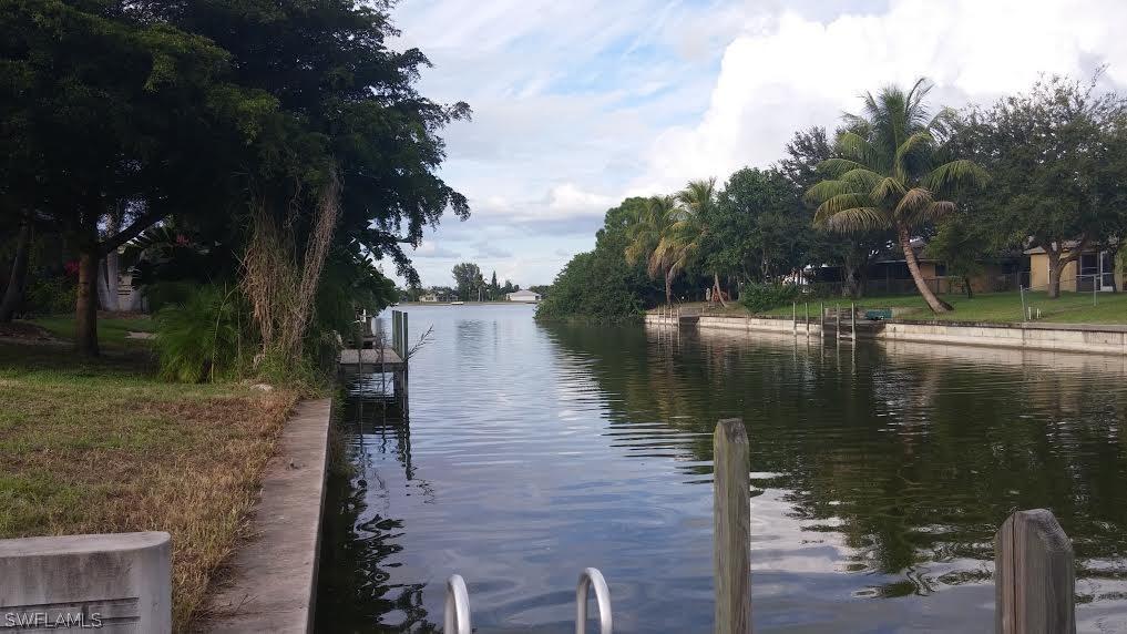 413 SE 9th Ave., Cape Coral, FL 33990