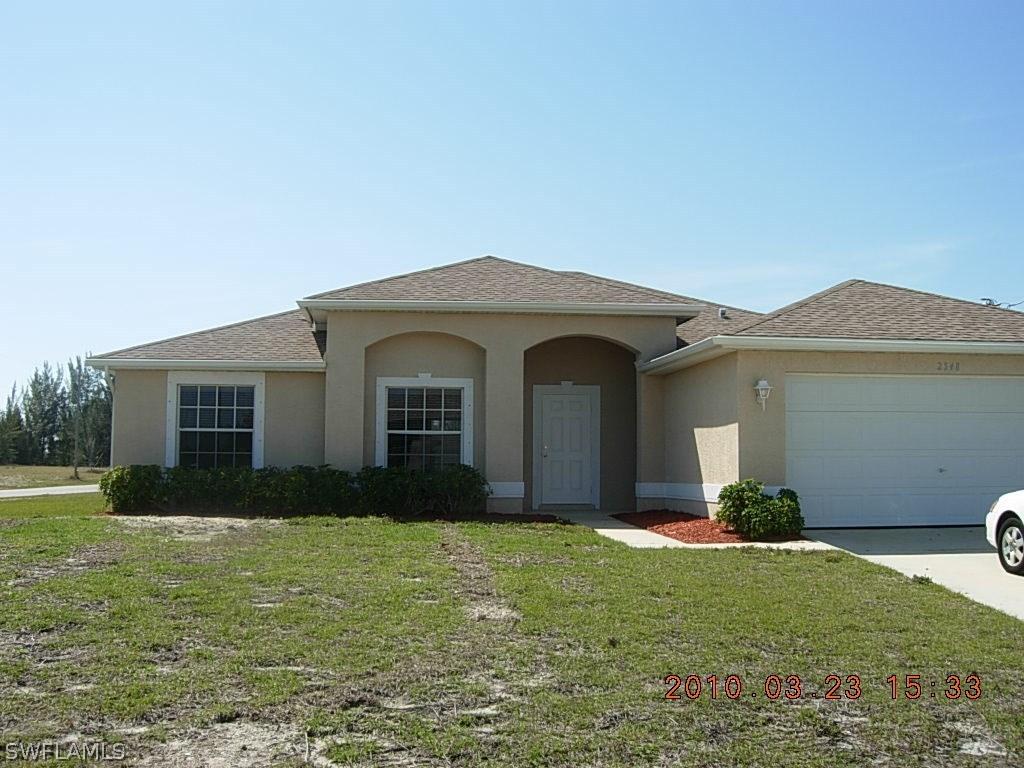 2548 SW 3rd Pl., Cape Coral, FL 33914
