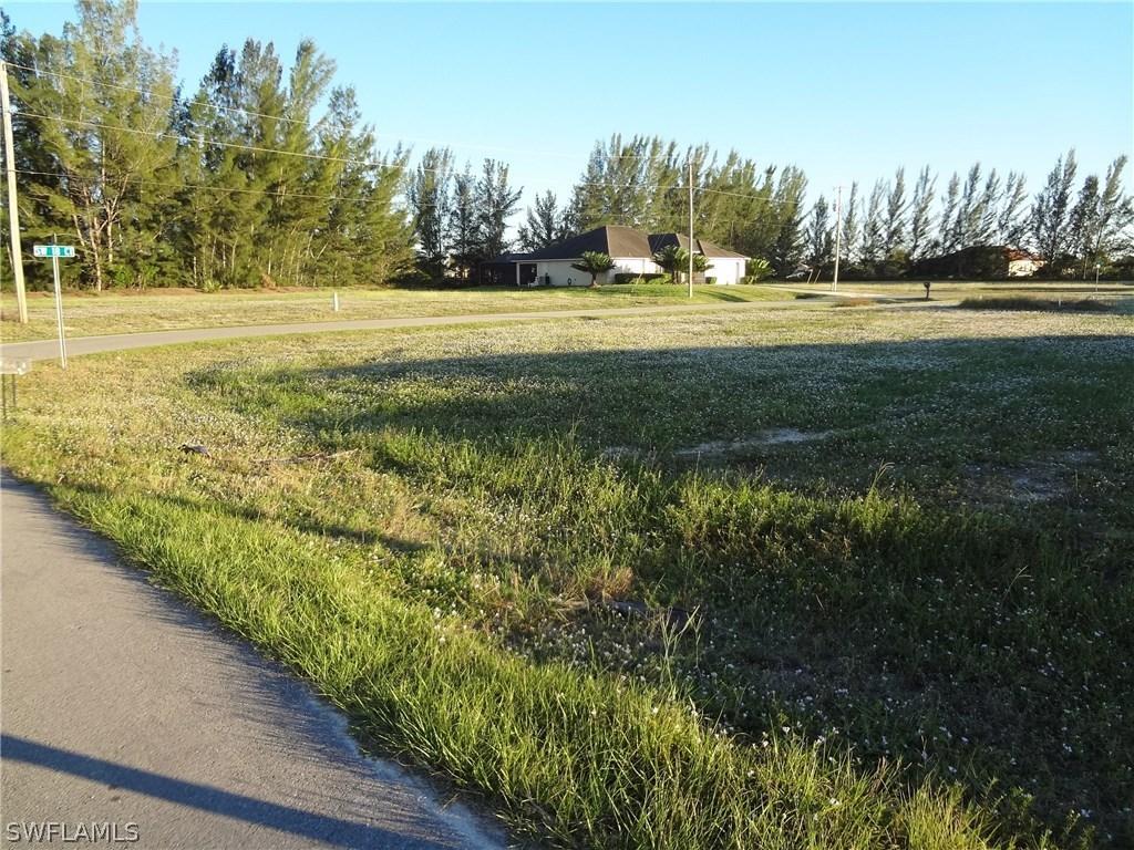 1800 SW 12th Ln., Cape Coral, FL 33991