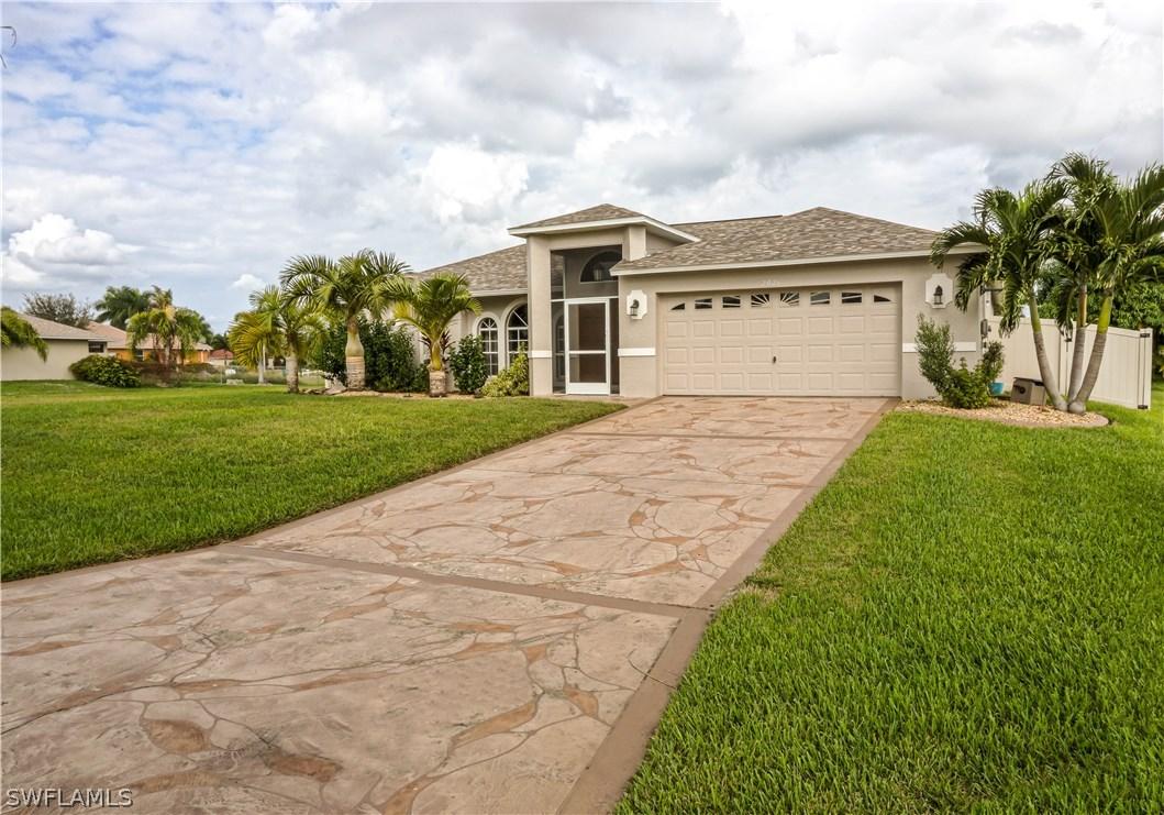 2621 SW 36th Ln., Cape Coral, FL 33914