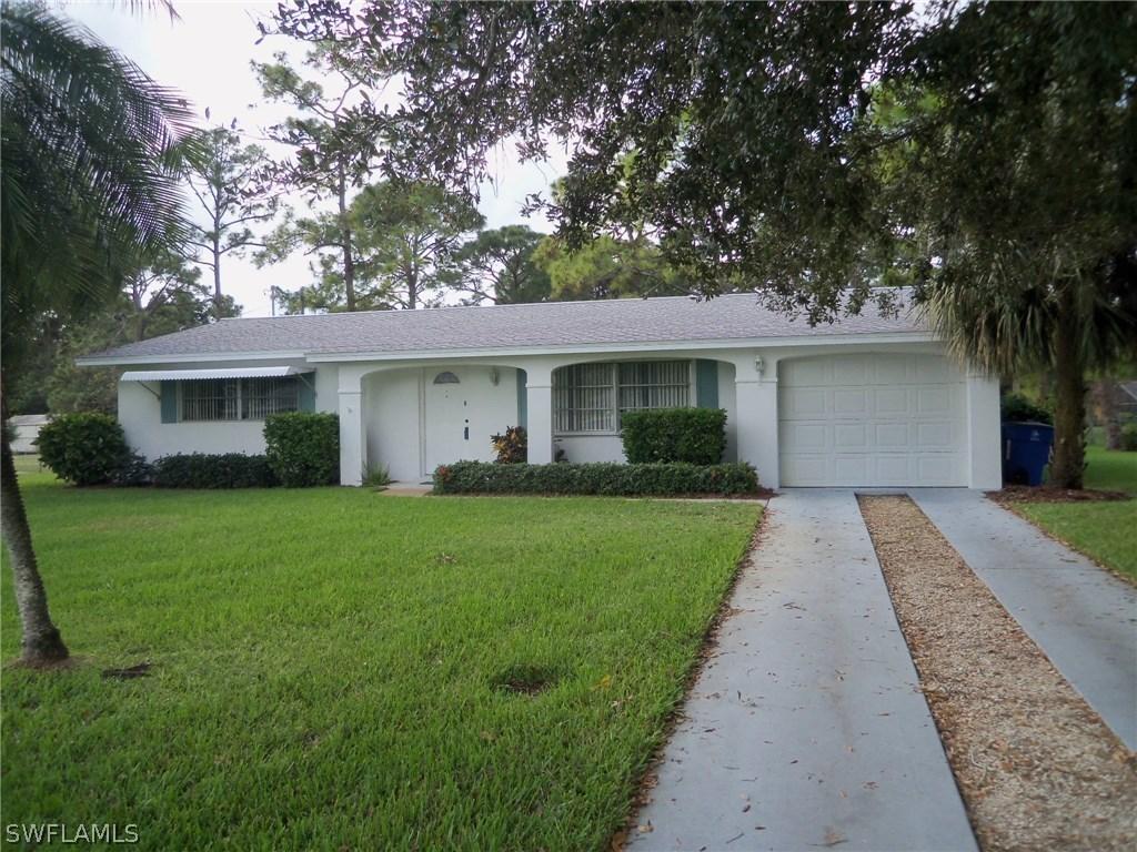305 Highland Ave., Lehigh Acres, FL 33936