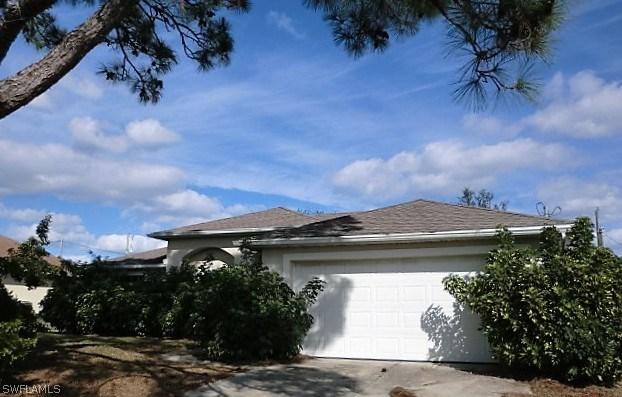 607 SW 8th Pl., Cape Coral, FL 33991