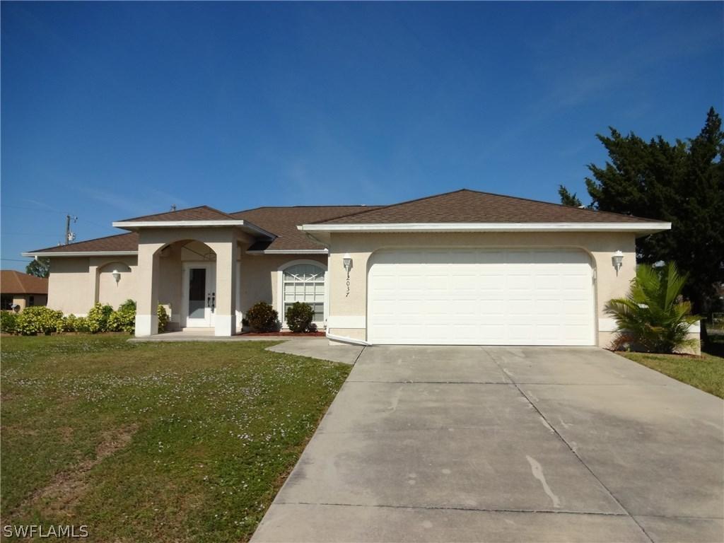 2037 NE 27th Ter., Cape Coral, FL 33909