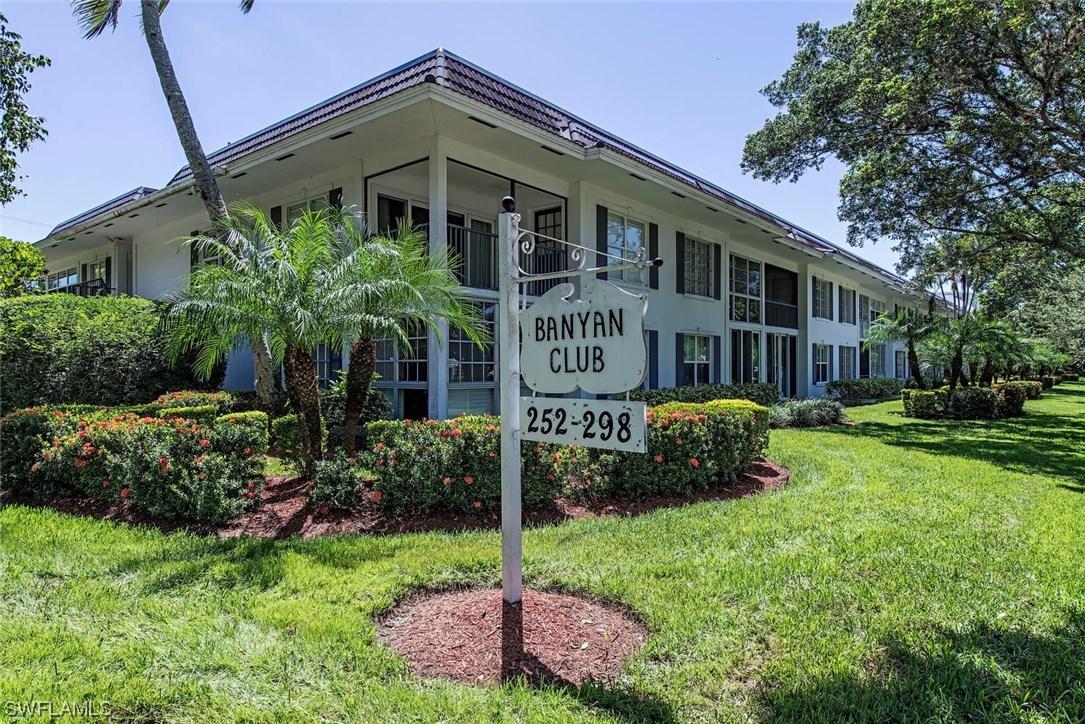 262 Banyan Blvd., Naples, FL 34102