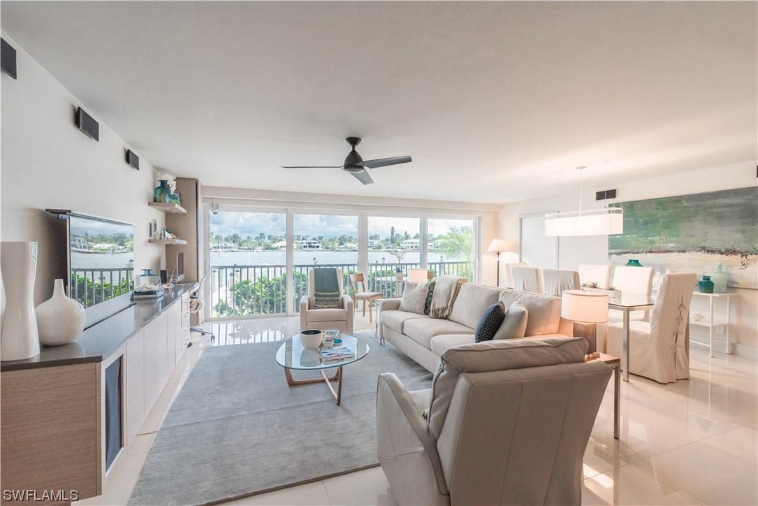 2850 Gulf Shore Blvd. #101, Naples, FL 34103