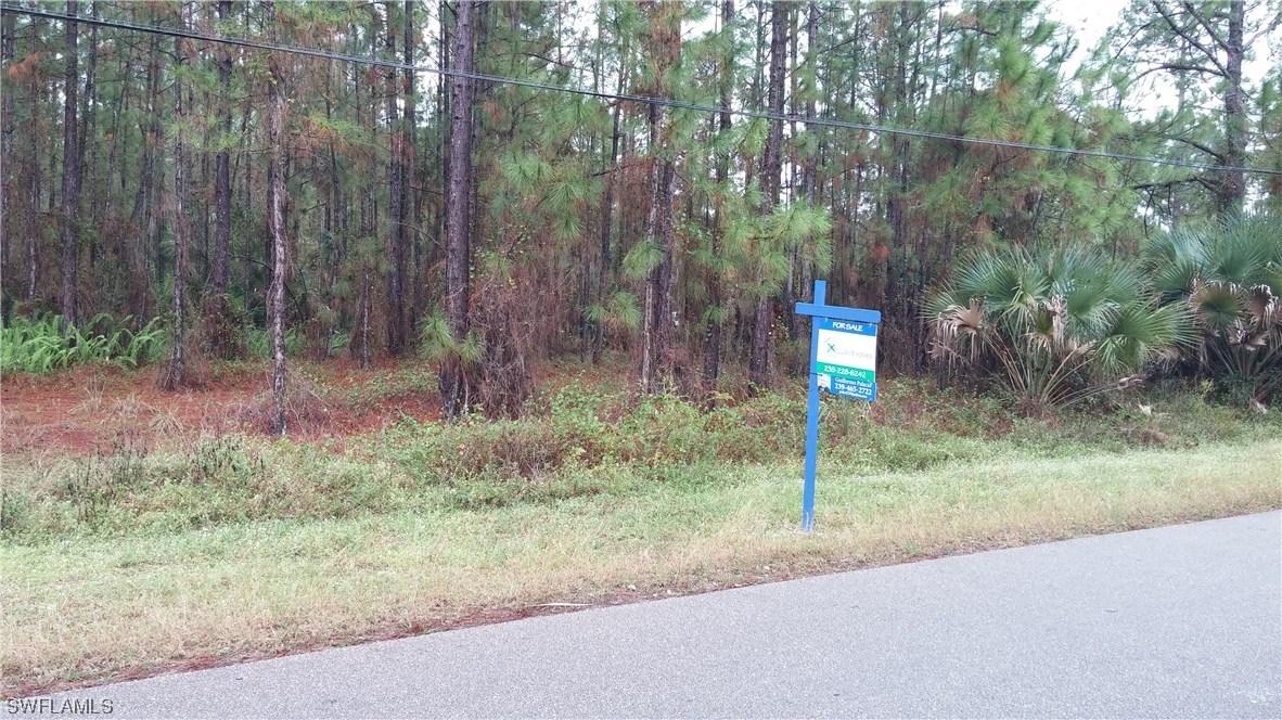 431 20th St., Naples, FL 34117