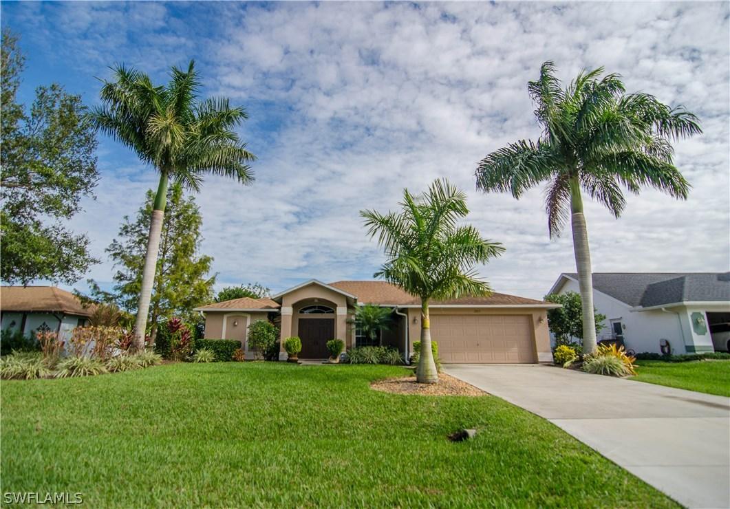 2215 SW 14th Pl., Cape Coral, FL 33991