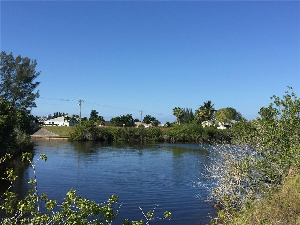 912 NW 39 Ave., Cape Coral, FL 33993