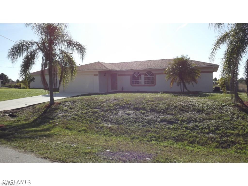 3903 9th St., Lehigh Acres, FL 33976