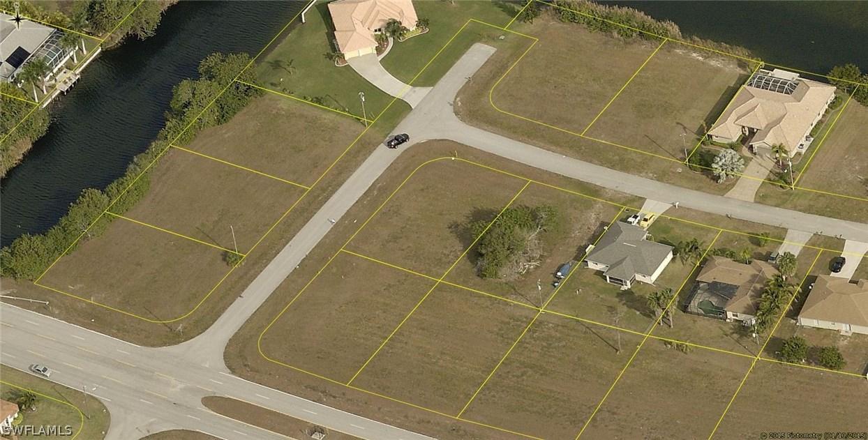 526 NE 7th Ter., Cape Coral, FL 33909