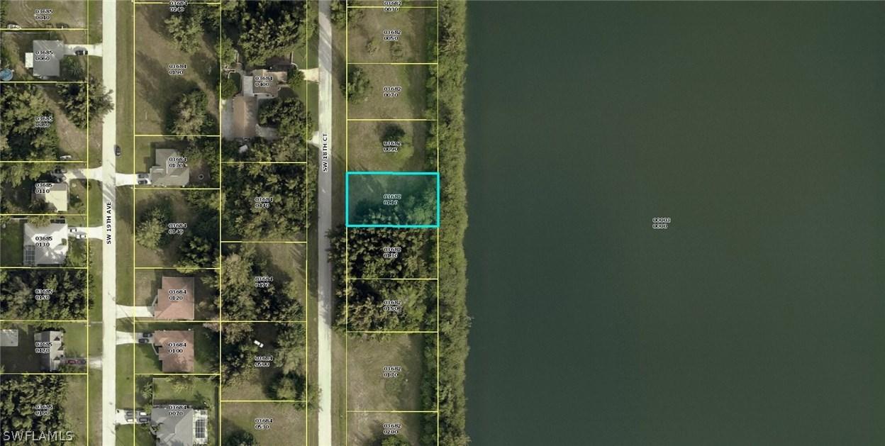 427 SW 18th Ct., Cape Coral, FL 33991