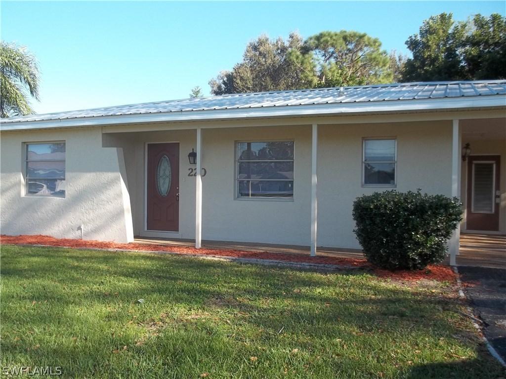 220 Lincoln Ave., Lehigh Acres, FL 33936