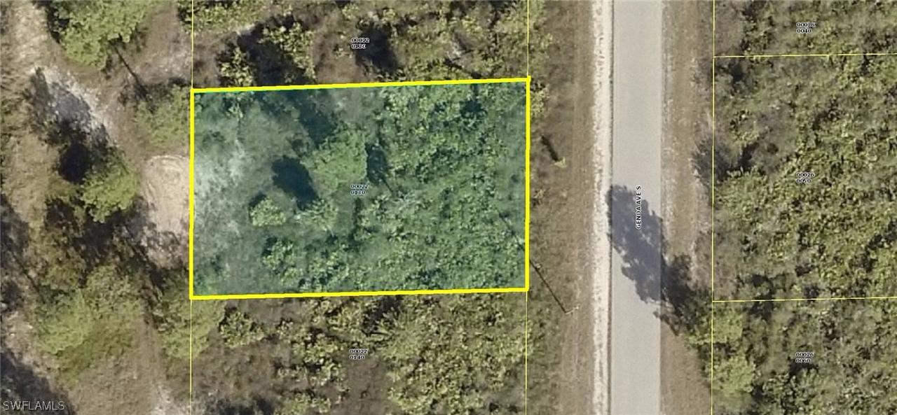 350 Genoa Ave., Lehigh Acres, FL 33974