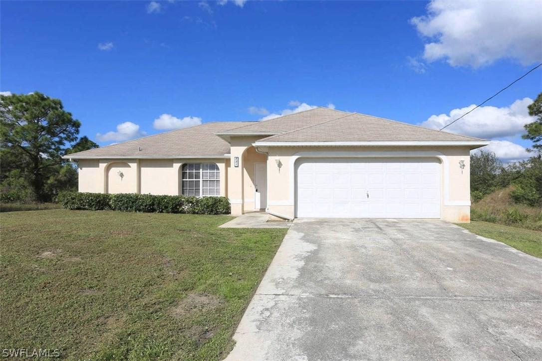 831 Chezy St., Lehigh Acres, FL 33974