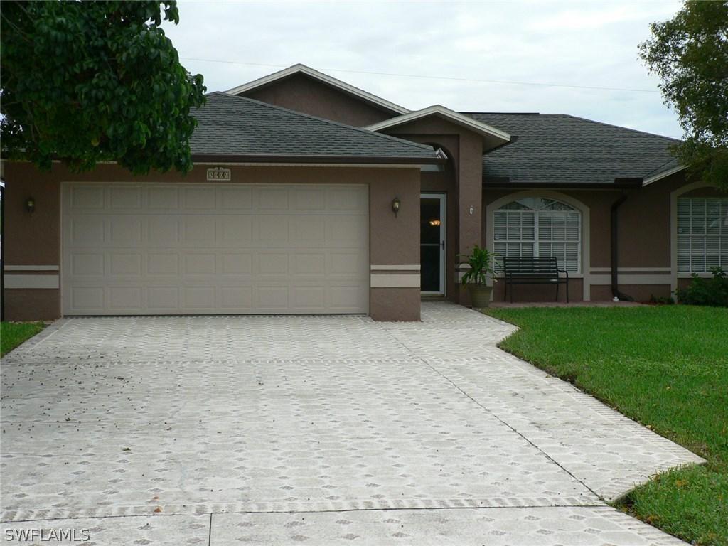 3909 SW 20th Pl., Cape Coral, FL 33914