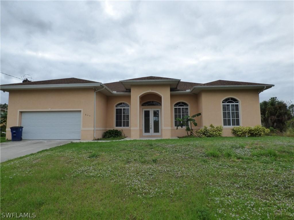 644 Keller St., Lehigh Acres, FL 33974
