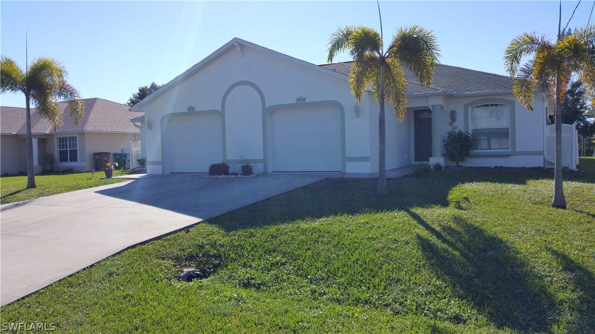 618 620 SE 13th Ter., Cape Coral, FL 33990