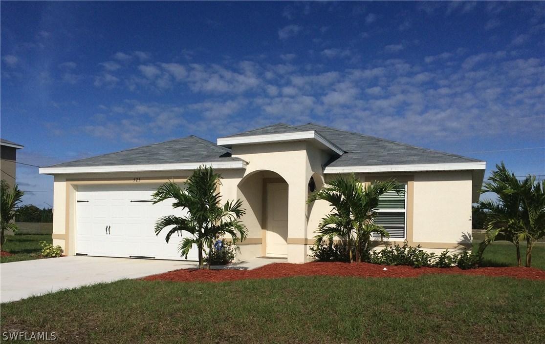 525 SW 25th Ter., Cape Coral, FL 33914