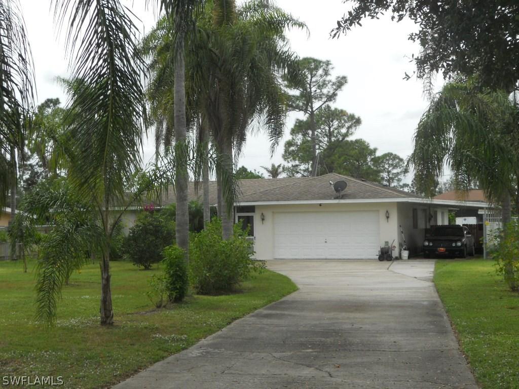 1121 Clayton Ave., Lehigh Acres, FL 33972