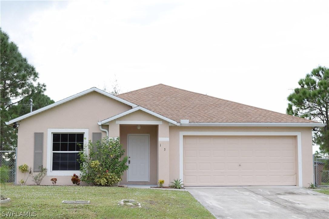 1035 Dearborn St., Lehigh Acres, FL 33974
