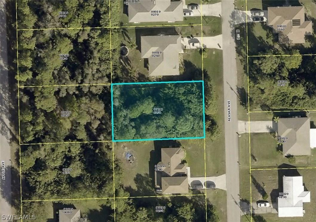 1023 Alaska Ave., Lehigh Acres, FL 33971