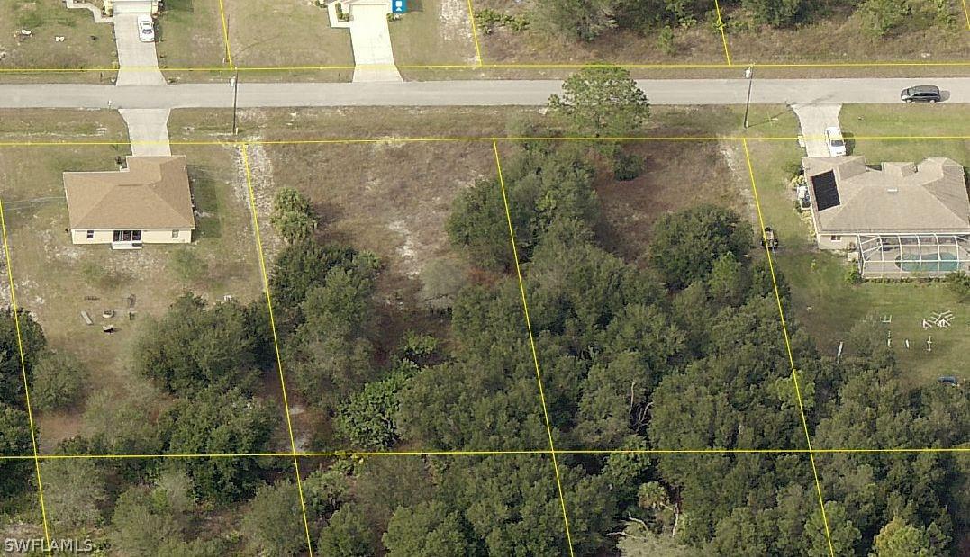 1516 Clayton Ave., Lehigh Acres, FL 33972