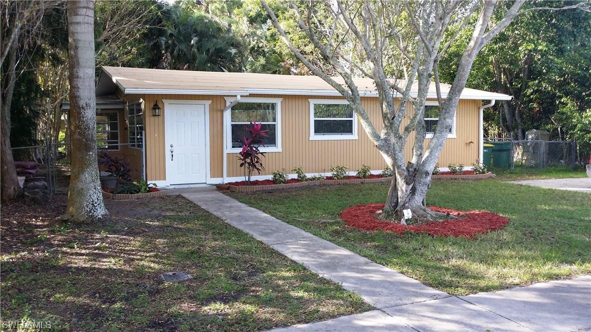 3323 Guilford Ct., Naples, FL 34112