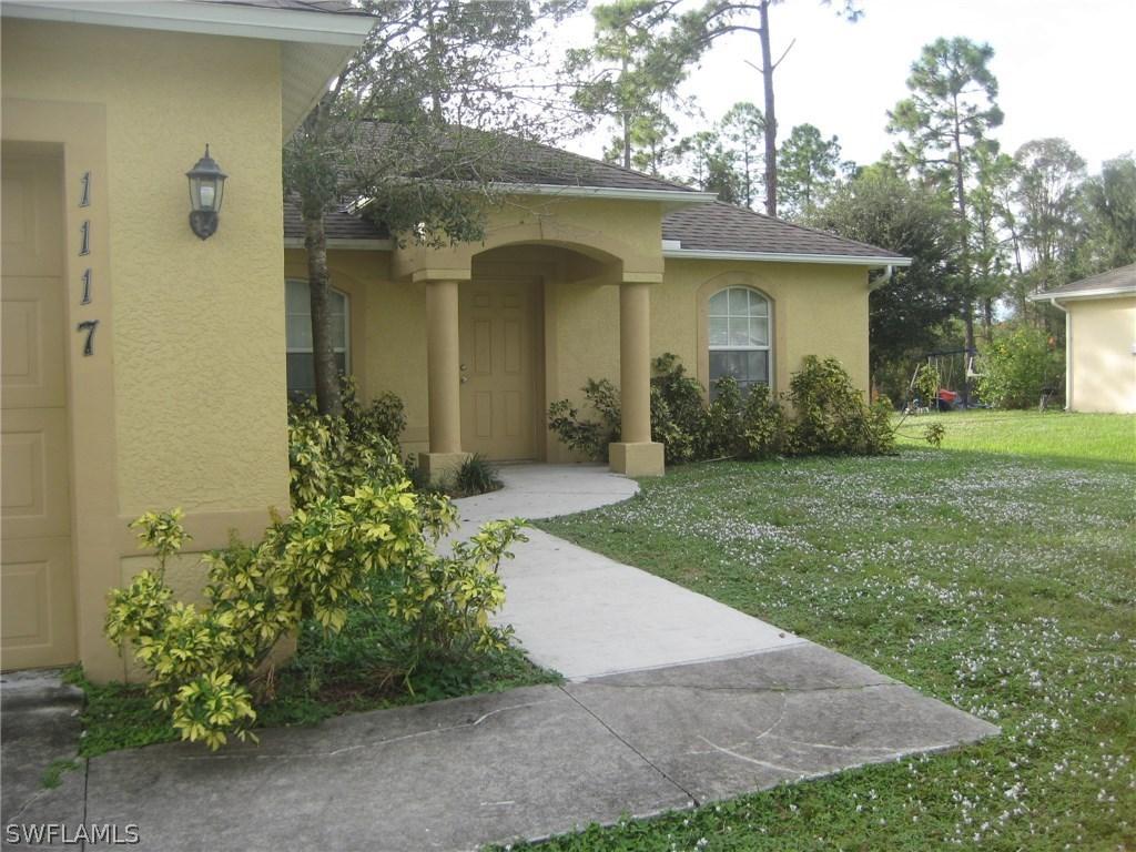 1117 Alvin Ave., Lehigh Acres, FL 33971