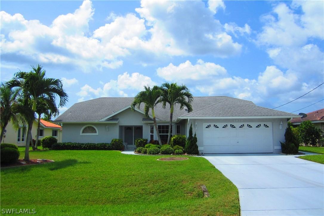 1920 SE 33rd Ter., Cape Coral, FL 33904